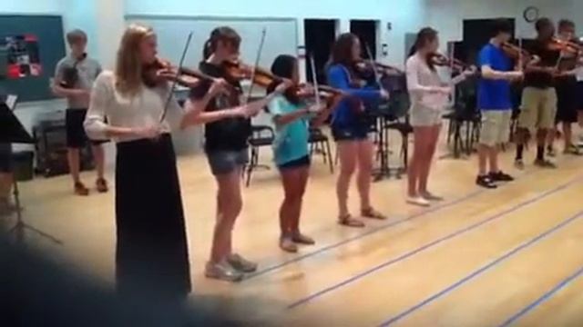 SIUE Suzuki Tour Group playing Fiocco Allegro смотреть онлайн