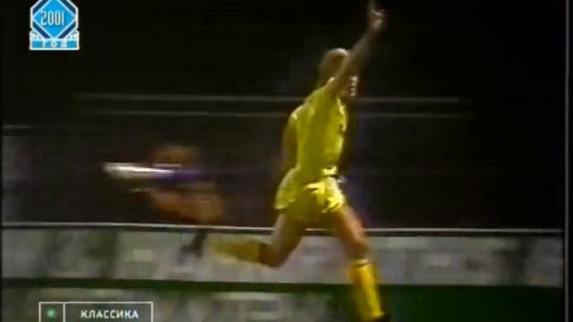 1988/89. Рода - Металлист. Гол Эрика ван дер Люра смотреть онлайн