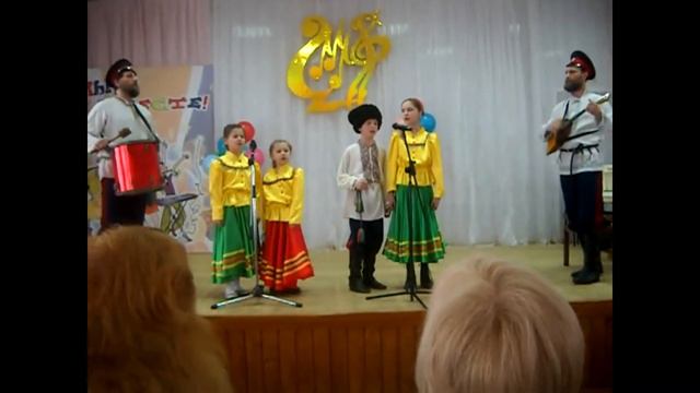 Николай Емелин "Братья". Семейный ансамбль Завацких. смотреть онлайн