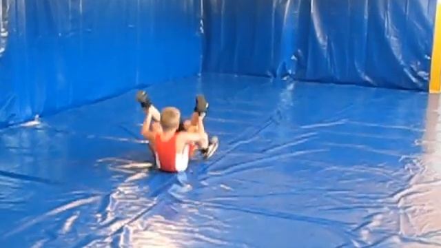 На Лазурном открыт зал греко-римской борьбы смотреть онлайн