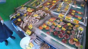 Рыбный рынок Цукидзи (Tsukiji Fish Market)