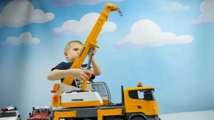 BRUDER Экскаватор. Погрузчик.  Автокран.  Самосвал.  Пожарная и Полицейская Машинки. МНОГО МАШИНОК