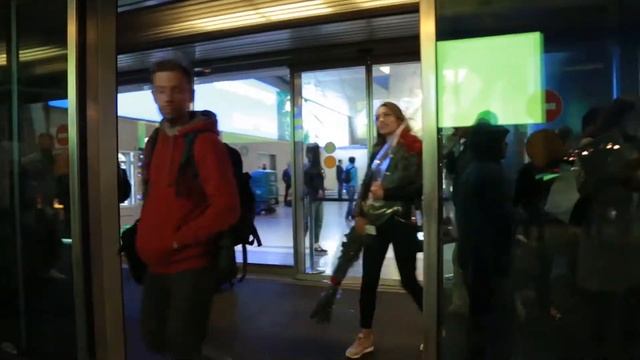 Медиафасад в аэропорту Внуково (РА Sunlight Outdoor)