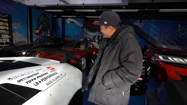 Making an offer on a Widebody Lamborghini Murcielago to CEO of LibertyWalk смотреть онлайн