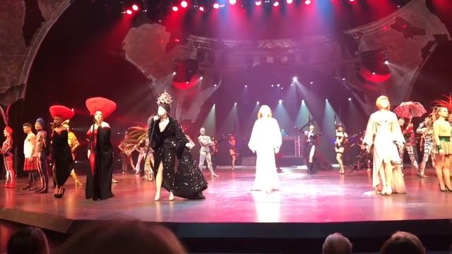 The one grand show. Friedrichstadt Palast Berlin смотреть онлайн