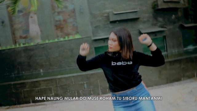 Kristin Sianturi - Siboru Mantanmi (Lagu Batak Terbaru 2022) Official Music Video смотреть онлайн