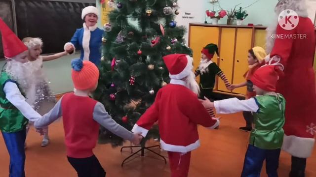 Новогодний утренник в 1 классе МБОУ СОШ д. Большесухоязово Мишкинского района. смотреть онлайн