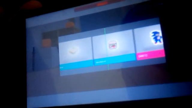 Мой брат играет во взломанный блок страйк