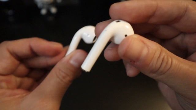 i12 tws unboxing (Apple Airpod clones) смотреть онлайн