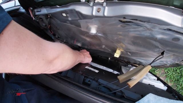 Subaru Legacy BP5 Window Switch Replacement смотреть онлайн