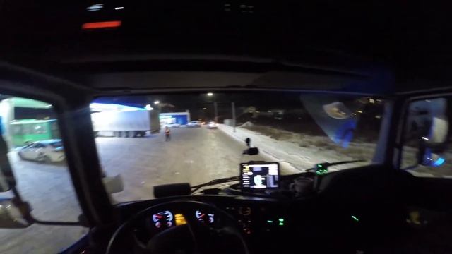 ДАЛЬНОБОЙ ПО РОССИИ. ОТ ИЖЕВСКА ДО ТЮМЕНИ. ОПЯТЬ ГАЗ ВЫНОСИТ МОЗГ. смотреть онлайн