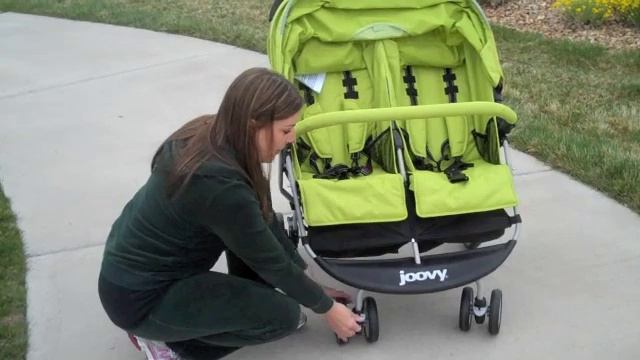 Joovy ScooterX2 Review by Clueless Mama смотреть онлайн