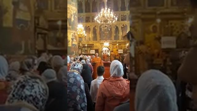 ДАЖЕ В УСПЕНСКОМ СОБОРЕ МОСКОВСКОГО КРЕМЛЯ ХОДЯТ С ТАРЕЛКАМИ ДЛЯ СБОРА ДЕНЕГ, смотреть онлайн