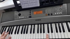 ФАНТАЗЁР видеоурок на синтезаторе . 4 аккорда . am , dm , E , F .