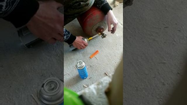 ? Как заправить газовый баллончик за 1.50 грн.? смотреть онлайн