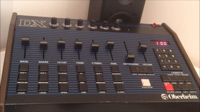 A quick jam on the Oberheim DX смотреть онлайн