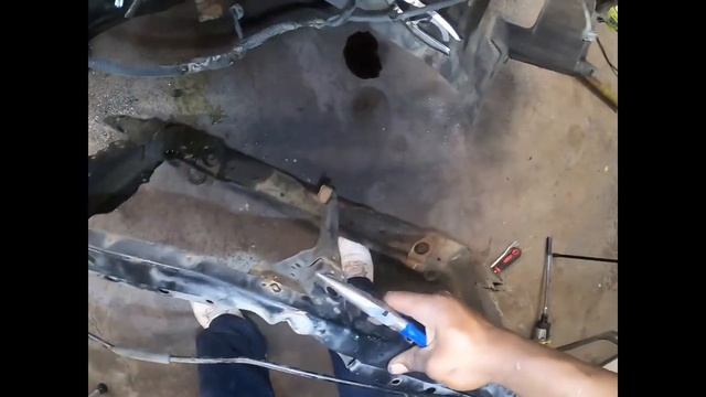 2003 Copart Honda Civic Gets Core Support Drilled Out смотреть онлайн