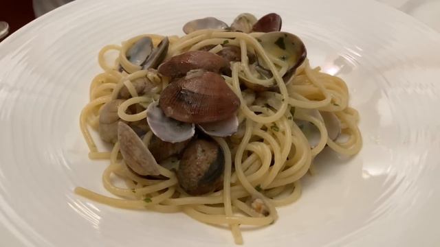 Италия : поездка в ресторан смотреть онлайн