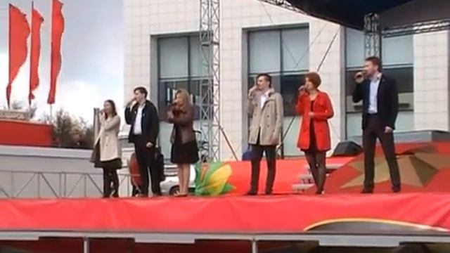 КЛюП-студия - У деревни Крюково (муз. М.Фрадкина -слова Сергей Островой ) смотреть онлайн