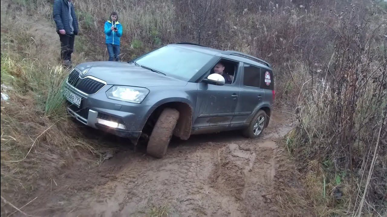 Skoda Yeti, Mitsubishi Outlander, Prado, Duster, G63 и другие джипы и кроссоверы в песочном карьере смотреть онлайн