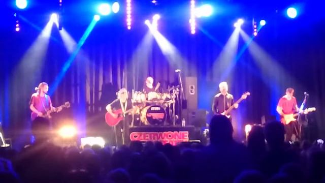 Czerwone Gitary смотреть онлайн