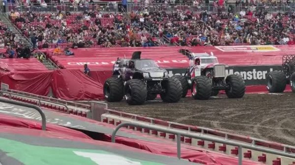 Monster Jam Tampa 2022 FREESTYLE