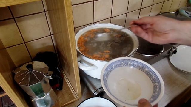 Будни Дачника 16 Великолепная уха из сома от автора смотреть онлайн