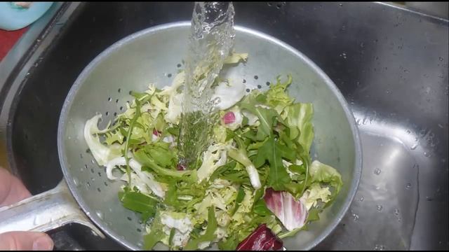 Легкий #салат из морепродуктов без майонеза. Универсальный рецепт. смотреть онлайн