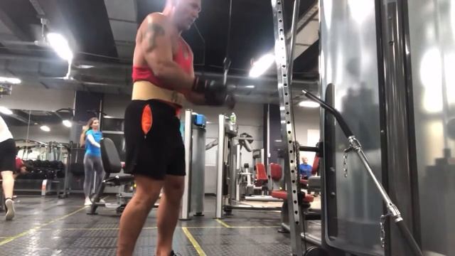 ТРИЦЕПС 64 кг НА БЛОКЕ