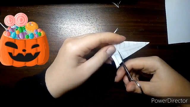 Паутина из бумаги |Паук из бумаги | поделки на хеллоуин из бумаги / Декор на хэллоуин смотреть онлайн