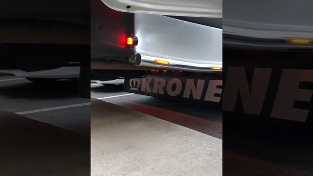 Про спальник и небольшой обзор Мерседес спринтер/sprinter Expediter 3500/519 Super Single.