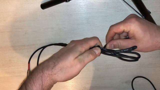 Как укоротить длинный провод не обрезая? смотреть онлайн