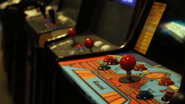 Galloping Ghost - The World's Largest Arcade смотреть онлайн