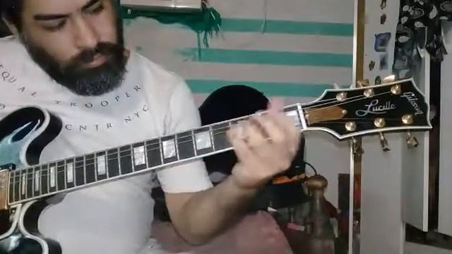 Probando la gibson lucille!! смотреть онлайн