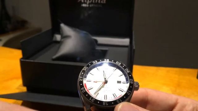 Review - Alpina Alpiner 4 GMT BUSINESS HOURS смотреть онлайн