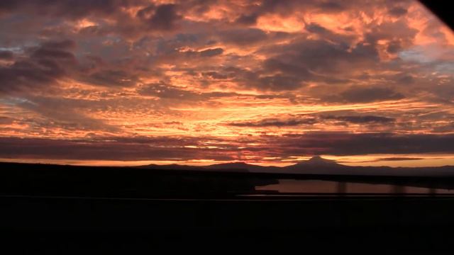 Columbia River, morning. Р. Колумбия, утро (89sp) смотреть онлайн