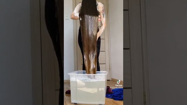 Очень длинные волосы. смотреть онлайн