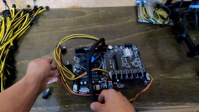 RTX 3060 RIG CLEAN UP | 13 GPU Mining Rig Re-Build смотреть онлайн