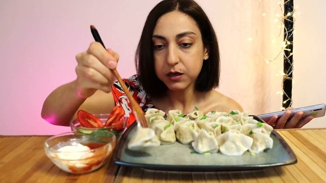 МУКБАНГ  МАНТЫ со сметаной/овощи/не асмр     экспресс вопросы
