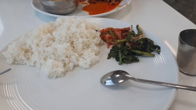 KOREYA  MILLIY  TAOMLARI  VA  SALATLARI