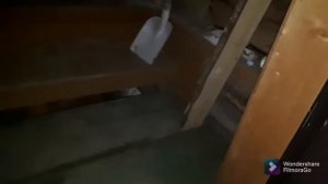 Утеплил стену в коридоре,осталось обшить.Как утеплил стену.