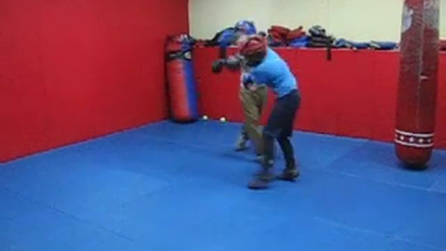 Махач мальчишек.Тренер Олег Пилипенко. смотреть онлайн