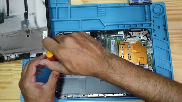 Upgrade Notebook Dell Inspiron 11 P25T смотреть онлайн