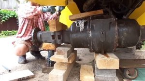 New Holland LB110 Rear Axle Removing And Repair Brakes   Part 1