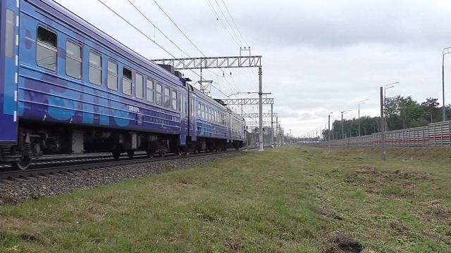 Электропоезд ЭД4М-0401 (ТЧ-7) скоростной пригородный поезд "РЭКС-экспресс" №7114 Москва - Раменское смотреть онлайн