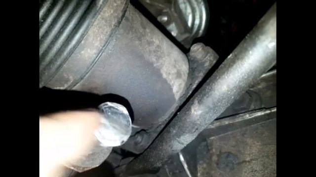 Как выбить долбаный болт нижнего рычага на ниве смотреть онлайн
