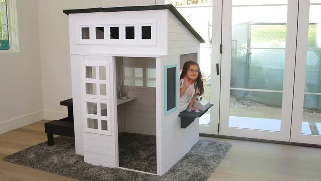PLAY | INDOOR PLAYHOUSE (Crazy Build & Customization!) смотреть онлайн