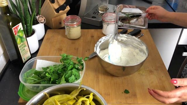 Gefüllte Peperoni, Antipasti /Антипасти-перчики с сыром | Bei Sona #gefülltepeperoni #peperoni