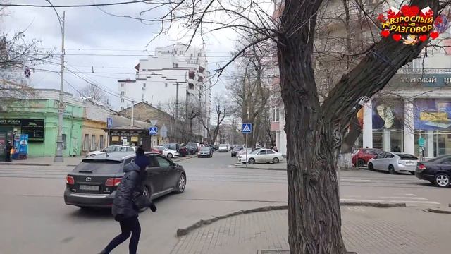 ТАКОЕ НЕ ПОКАЖУТ НИГДЕ: ШОКИРУЮЩИЕ ТРУЩОБЫ ОДЕССЫ!!! КНИЖНЫЙ ПЕРЕУЛОК 12.02.2022 смотреть онлайн