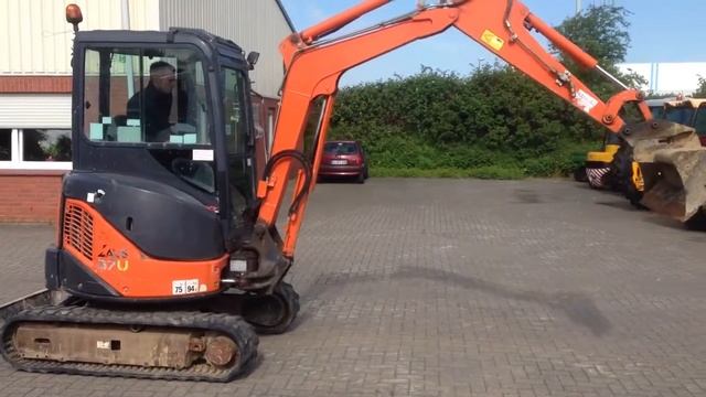 Hitachi ZX27-U2 смотреть онлайн